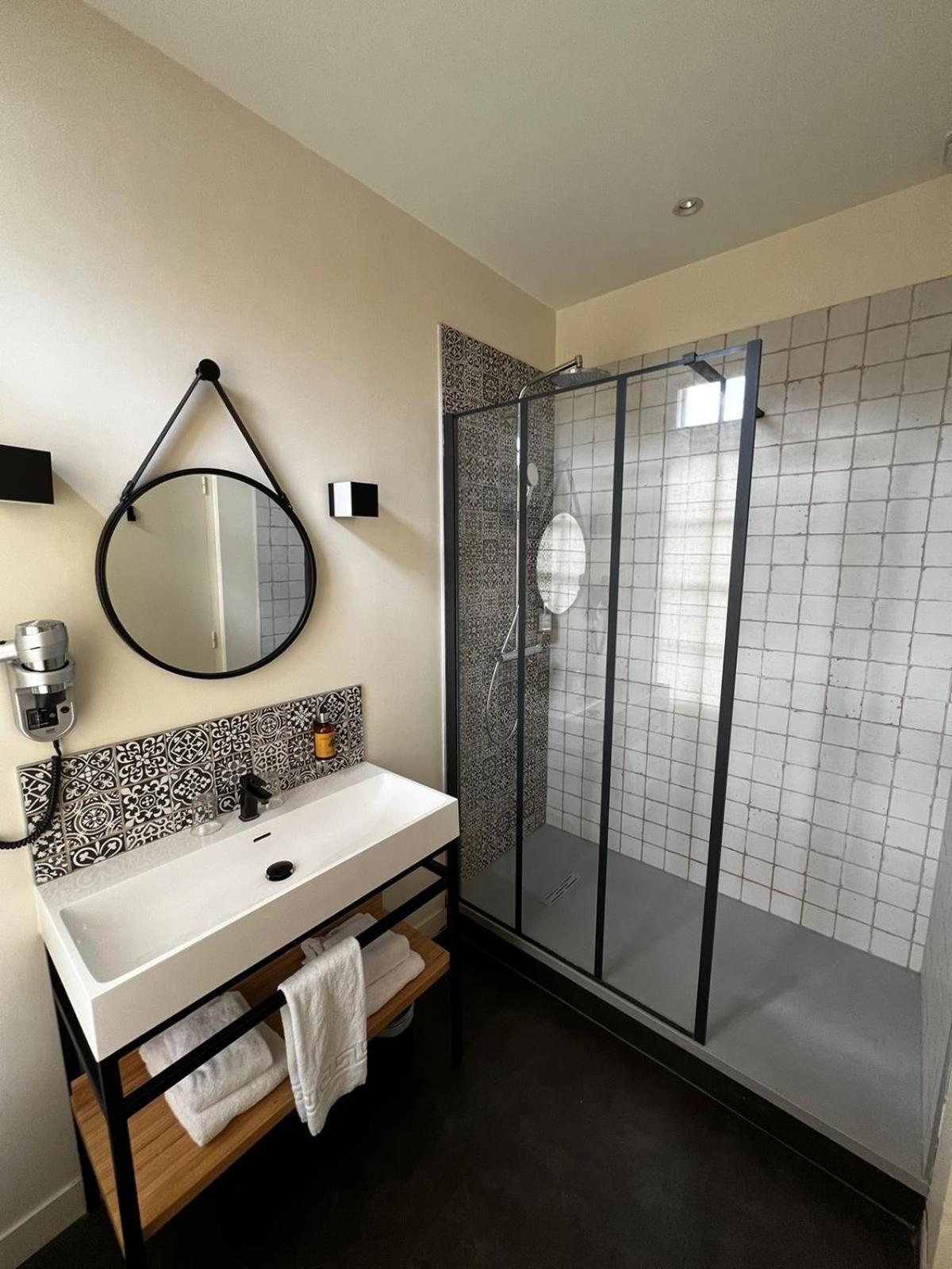 Hotel Saint-Julien Angers Room photo